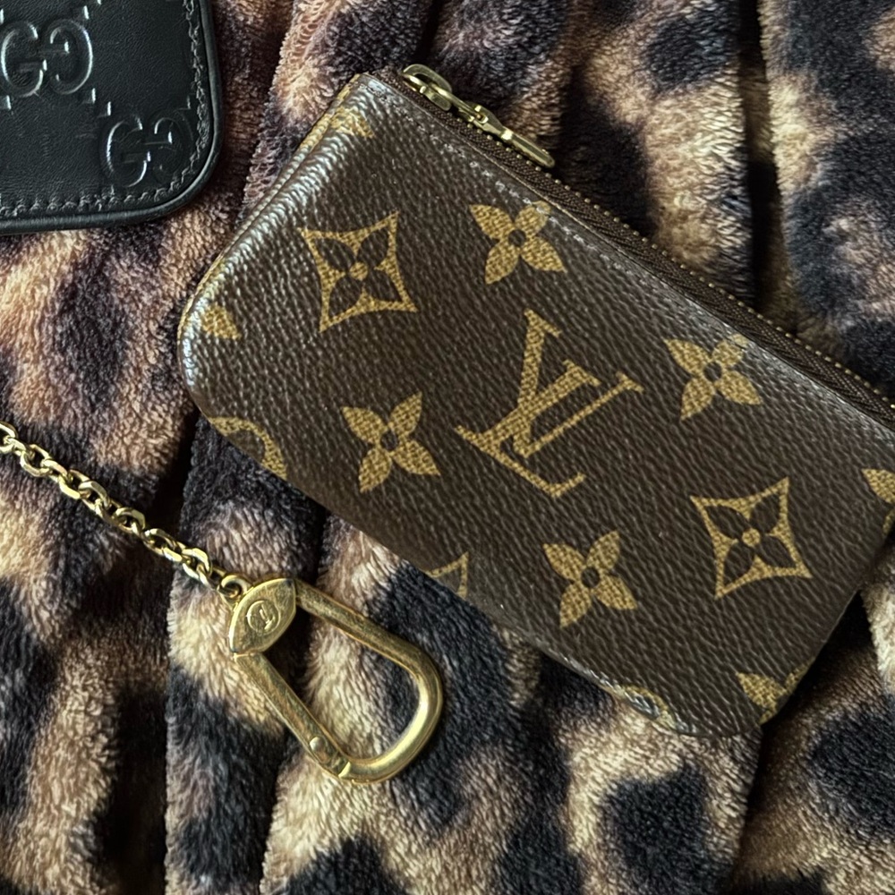 Authentic Louis Vuitton Key pouch